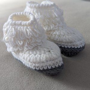 Newborn Handmade Knitted Baby Booties